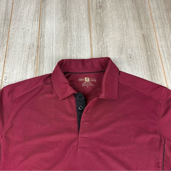 Chick Fil A Polo Shirt Men’s Size M Dark Red Burgundy Maroon Stretch - Picture 2 of 8